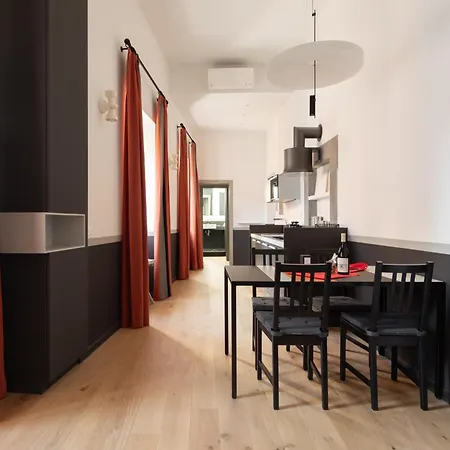 Trastevere Charming Rosa Appartement *